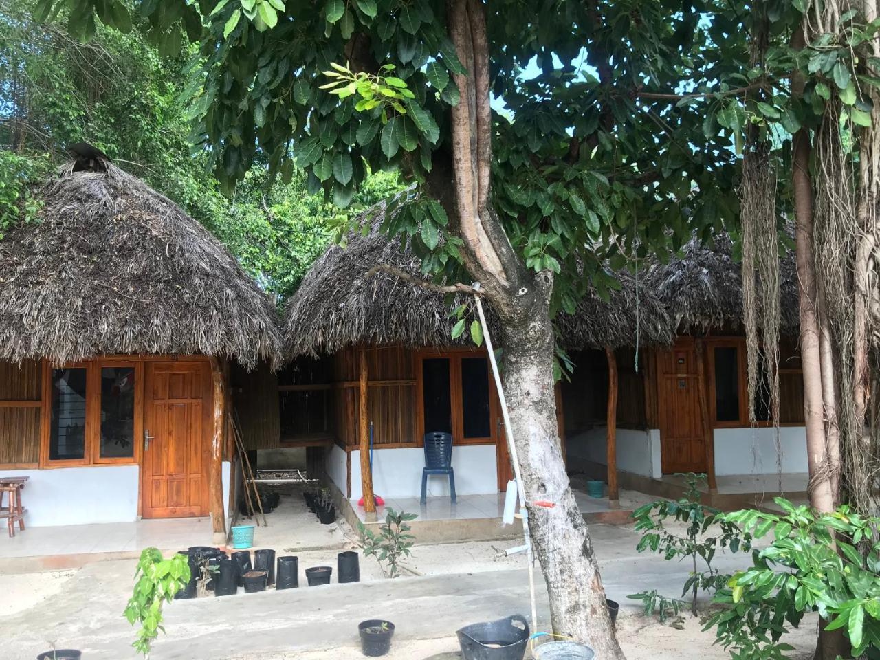 Ova Baluk Bungalow Nembrala Exteriér fotografie